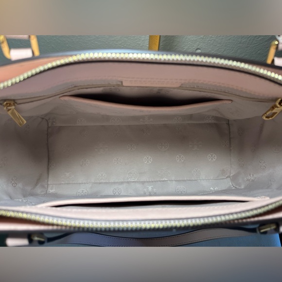 Tory Burch Emerson Tote flawless condition! - Picture 16 of 16